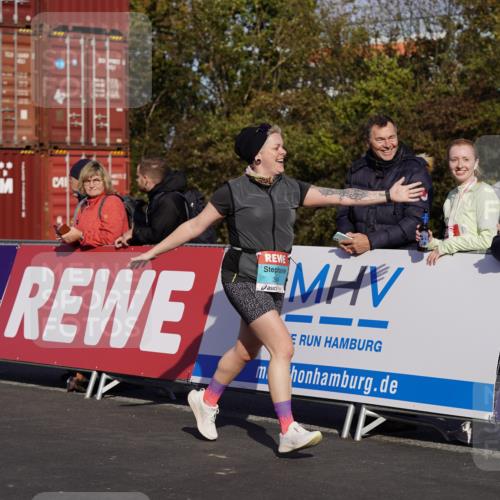 03.10.2025 - Köhlbrandbrückenlauf Michael Burmester http://msf.ph/oto/9034176 03.10.2025 10:43:00 Ziel 3649 meine-sportfotos.de