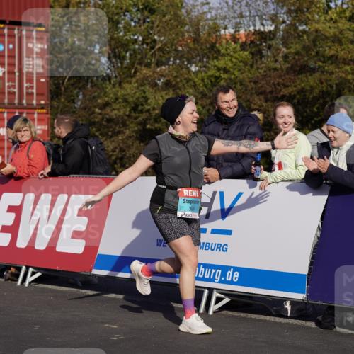 03.10.2025 - Köhlbrandbrückenlauf Michael Burmester http://msf.ph/oto/9034181 03.10.2025 10:43:00 Ziel 3649 meine-sportfotos.de