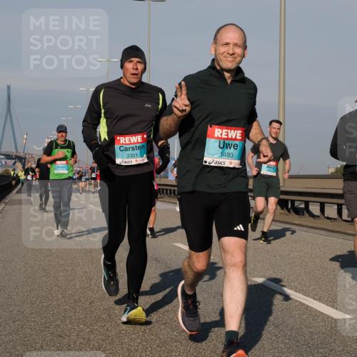 03.10.2025 - Köhlbrandbrückenlauf Fabian Wolf http://msf.ph/oto/9034195 03.10.2025 09:48:22 Position 3 3301, 1493, 3659 meine-sportfotos.de