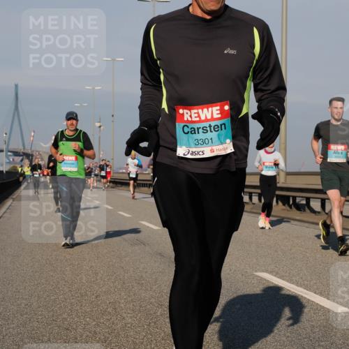 03.10.2025 - Köhlbrandbrückenlauf Fabian Wolf http://msf.ph/oto/9034208 03.10.2025 09:48:23 Position 3 3301, 3659 meine-sportfotos.de