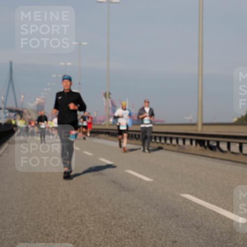 03.10.2025 - Köhlbrandbrückenlauf Fabian Wolf http://msf.ph/oto/9034264 03.10.2025 09:48:27 Position 3  meine-sportfotos.de