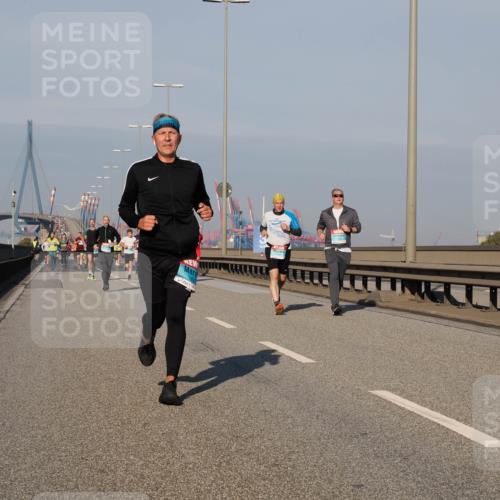 03.10.2025 - Köhlbrandbrückenlauf Fabian Wolf http://msf.ph/oto/9034277 03.10.2025 09:48:28 Position 3  meine-sportfotos.de