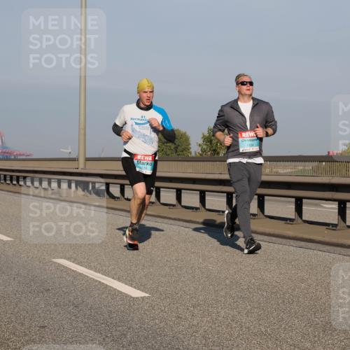 03.10.2025 - Köhlbrandbrückenlauf Fabian Wolf http://msf.ph/oto/9034324 03.10.2025 09:48:32 Position 3 41, 3, 1116, 1334 meine-sportfotos.de