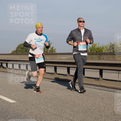 03.10.2025 - Köhlbrandbrückenlauf Fabian Wolf http://msf.ph/oto/9034334 03.10.2025 09:48:32 Position 3 41, 1334, 1116 meine-sportfotos.de