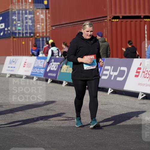 03.10.2025 - Köhlbrandbrückenlauf Michael Burmester http://msf.ph/oto/9034410 03.10.2025 10:43:34 Ziel 2425, 2565, 2753 meine-sportfotos.de
