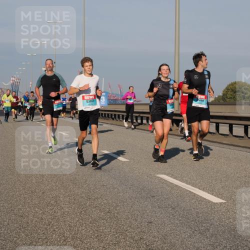03.10.2025 - Köhlbrandbrückenlauf Fabian Wolf http://msf.ph/oto/9034416 03.10.2025 09:48:39 Position 3 1878, 3, 3462 meine-sportfotos.de