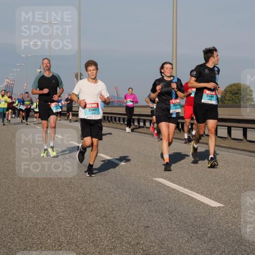 03.10.2025 - Köhlbrandbrückenlauf Fabian Wolf http://msf.ph/oto/9034419 03.10.2025 09:48:39 Position 3  meine-sportfotos.de