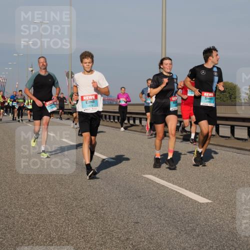 03.10.2025 - Köhlbrandbrückenlauf Fabian Wolf http://msf.ph/oto/9034422 03.10.2025 09:48:39 Position 3 1878, 3462 meine-sportfotos.de