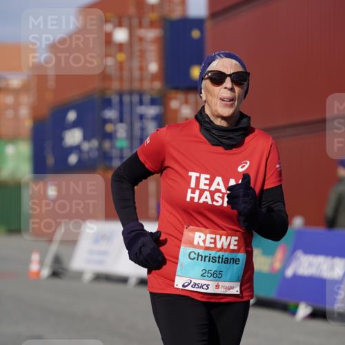 03.10.2025 - Köhlbrandbrückenlauf Michael Burmester http://msf.ph/oto/9034424 03.10.2025 10:43:36 Ziel 2425, 2565, 2753 meine-sportfotos.de