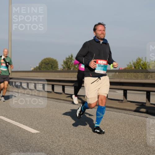 03.10.2025 - Köhlbrandbrückenlauf Fabian Wolf http://msf.ph/oto/9034486 03.10.2025 09:48:44 Position 3 3708 meine-sportfotos.de