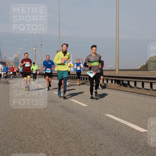 03.10.2025 - Köhlbrandbrückenlauf Fabian Wolf http://msf.ph/oto/9034522 03.10.2025 09:48:46 Position 3  meine-sportfotos.de