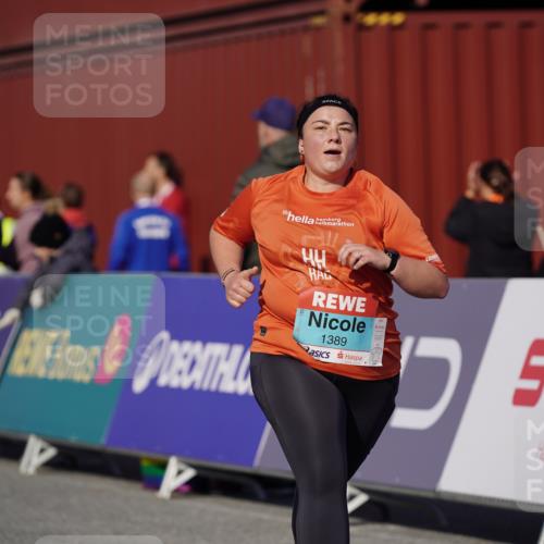 03.10.2025 - Köhlbrandbrückenlauf Michael Burmester http://msf.ph/oto/9034649 03.10.2025 10:44:41 Ziel 1389 meine-sportfotos.de