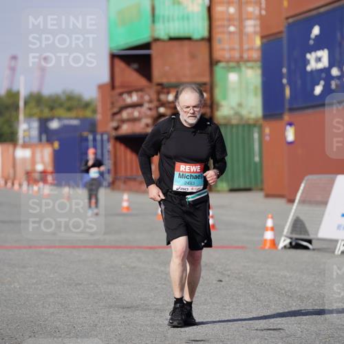 03.10.2025 - Köhlbrandbrückenlauf Michael Burmester http://msf.ph/oto/9034663 03.10.2025 10:44:51 Ziel 2483 meine-sportfotos.de
