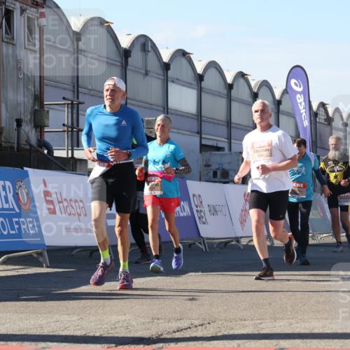 03.10.2025 - Köhlbrandbrückenlauf Luisa Fischer http://msf.ph/oto/9034680 03.10.2025 13:16:16 Ziel 4144, 4311, 4317, 4347, 4563, 4696, 4928, 5032, 5068, 5336, 5684, 5806, 5836, 6771 meine-sportfotos.de