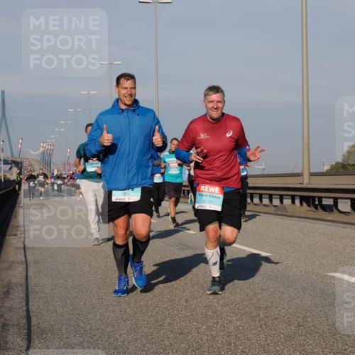 03.10.2025 - Köhlbrandbrückenlauf Fabian Wolf http://msf.ph/oto/9034697 03.10.2025 09:49:02 Position 3 1236, 3117 meine-sportfotos.de