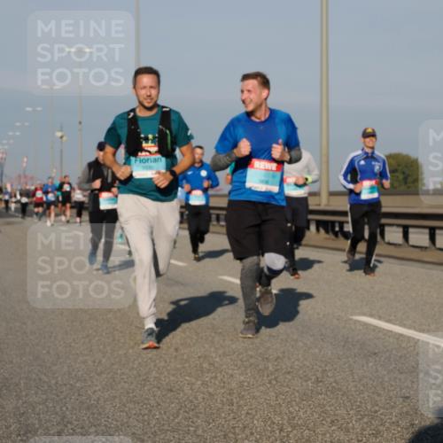 03.10.2025 - Köhlbrandbrückenlauf Fabian Wolf http://msf.ph/oto/9034729 03.10.2025 09:49:04 Position 3  meine-sportfotos.de
