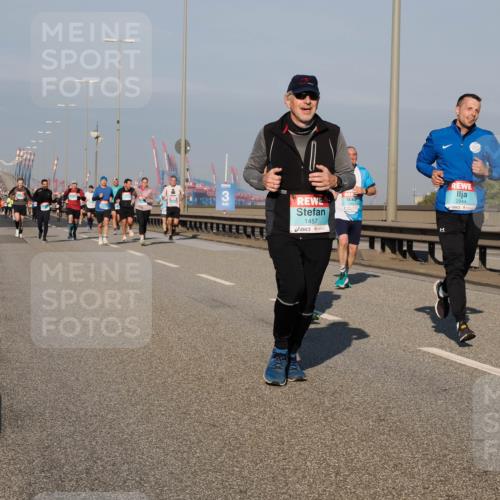 03.10.2025 - Köhlbrandbrückenlauf Fabian Wolf http://msf.ph/oto/9034769 03.10.2025 09:49:07 Position 3 3, 1457, 2944 meine-sportfotos.de