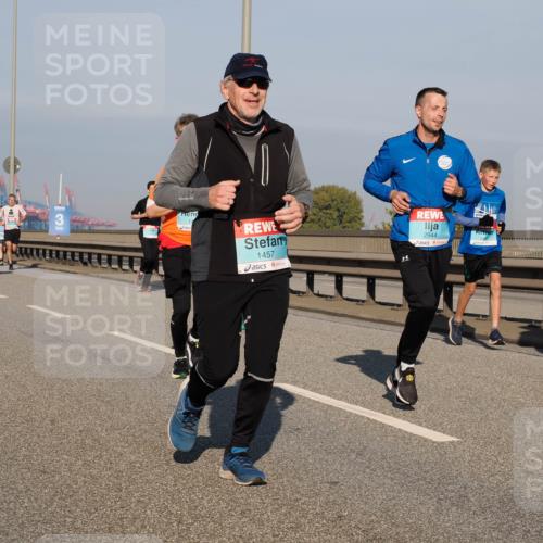 03.10.2025 - Köhlbrandbrückenlauf Fabian Wolf http://msf.ph/oto/9034779 03.10.2025 09:49:07 Position 3 1457, 2944 meine-sportfotos.de