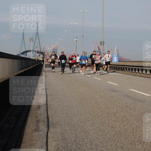 03.10.2025 - Köhlbrandbrückenlauf Fabian Wolf http://msf.ph/oto/9034789 03.10.2025 09:49:09 Position 3  meine-sportfotos.de