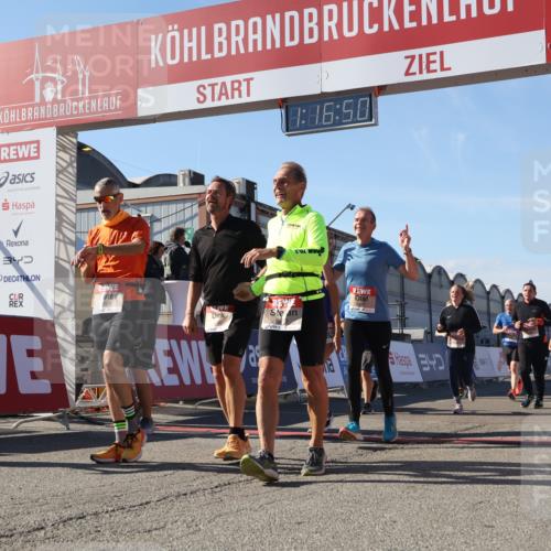 03.10.2025 - Köhlbrandbrückenlauf Luisa Fischer http://msf.ph/oto/9034844 03.10.2025 13:16:48 Ziel 4168, 4235, 4330, 4356, 4431, 4551, 4605, 4813, 5028, 5053, 5099, 5166, 5385, 5386, 5453, 5467, 6286, 6299, 6340, 6343, 6620, 6697, 6746, 6785 meine-sportfotos.de