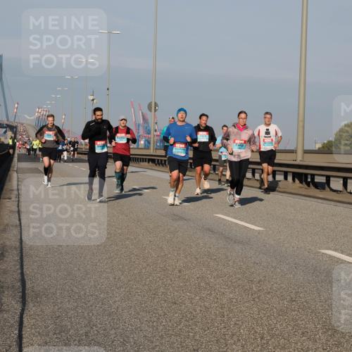 03.10.2025 - Köhlbrandbrückenlauf Fabian Wolf http://msf.ph/oto/9034853 03.10.2025 09:49:13 Position 3  meine-sportfotos.de