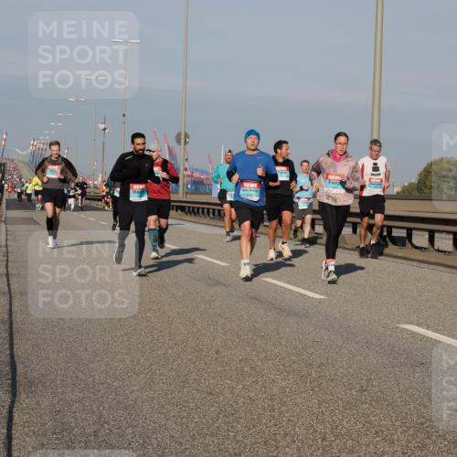 03.10.2025 - Köhlbrandbrückenlauf Fabian Wolf http://msf.ph/oto/9034866 03.10.2025 09:49:14 Position 3  meine-sportfotos.de