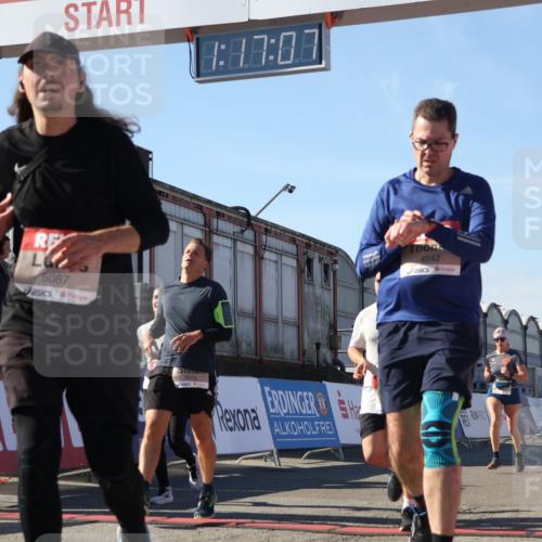 03.10.2025 - Köhlbrandbrückenlauf Luisa Fischer http://msf.ph/oto/9034912 03.10.2025 13:17:06 Ziel 4242, 4331, 4359, 4361, 4861, 4978, 4982, 5033, 5073, 5087, 5090, 5100, 5479, 5667, 5840, 6431, 6474, 6623, 6626 meine-sportfotos.de