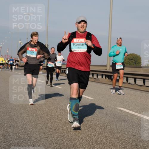 03.10.2025 - Köhlbrandbrückenlauf Fabian Wolf http://msf.ph/oto/9034931 03.10.2025 09:49:18 Position 3 1623, 1808 meine-sportfotos.de
