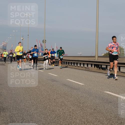 03.10.2025 - Köhlbrandbrückenlauf Fabian Wolf http://msf.ph/oto/9035028 03.10.2025 09:49:26 Position 3  meine-sportfotos.de