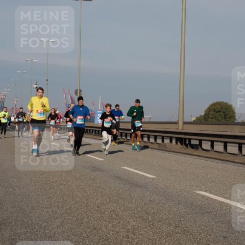 03.10.2025 - Köhlbrandbrückenlauf Fabian Wolf http://msf.ph/oto/9035044 03.10.2025 09:49:28 Position 3  meine-sportfotos.de