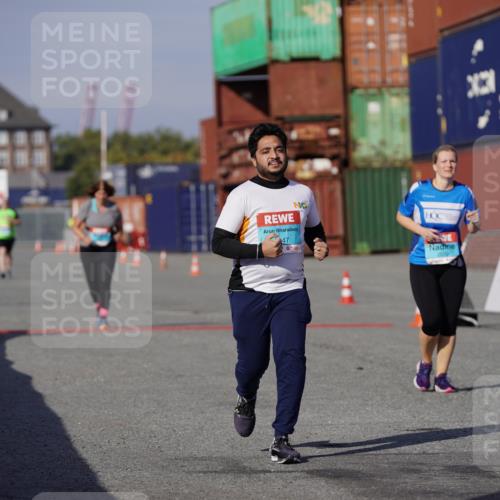03.10.2025 - Köhlbrandbrückenlauf Michael Burmester http://msf.ph/oto/9035122 03.10.2025 10:46:13 Ziel 2520, 3347 meine-sportfotos.de
