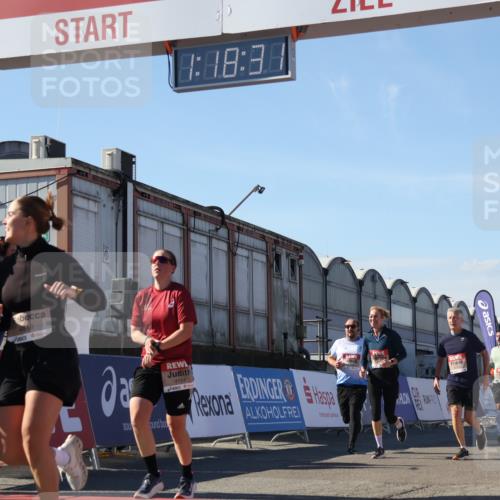 03.10.2025 - Köhlbrandbrückenlauf Luisa Fischer http://msf.ph/oto/9035154 03.10.2025 13:18:29 Ziel 4154, 4280, 4341, 4560, 4760, 4819, 4826, 4882, 5178, 5192, 5379, 5440, 5722, 5816, 6084, 6700 meine-sportfotos.de