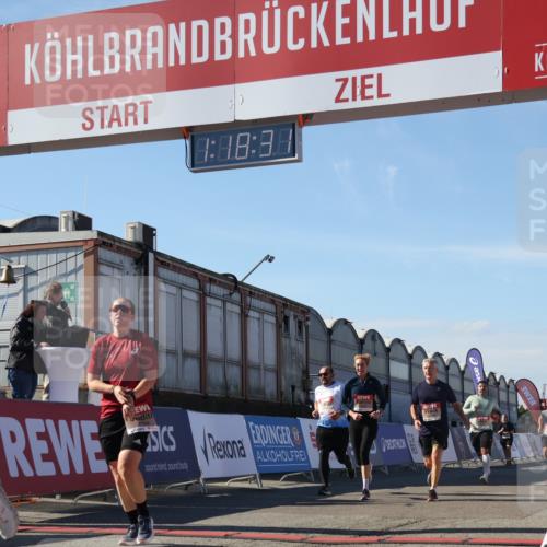 03.10.2025 - Köhlbrandbrückenlauf Luisa Fischer http://msf.ph/oto/9035155 03.10.2025 13:18:30 Ziel 4154, 4280, 4341, 4560, 4760, 4819, 4826, 4882, 5178, 5192, 5379, 5440, 5722, 5816, 6084, 6700, 6758 meine-sportfotos.de