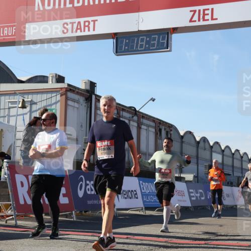 03.10.2025 - Köhlbrandbrückenlauf Luisa Fischer http://msf.ph/oto/9035177 03.10.2025 13:18:33 Ziel 4154, 4280, 4341, 4560, 4606, 4760, 4796, 4819, 4826, 4882, 5178, 5192, 5722, 6084, 6700, 6758 meine-sportfotos.de