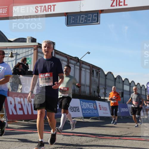 03.10.2025 - Köhlbrandbrückenlauf Luisa Fischer http://msf.ph/oto/9035182 03.10.2025 13:18:33 Ziel 4154, 4280, 4341, 4560, 4606, 4760, 4796, 4819, 4826, 4882, 5178, 5192, 5722, 6084, 6700, 6758 meine-sportfotos.de