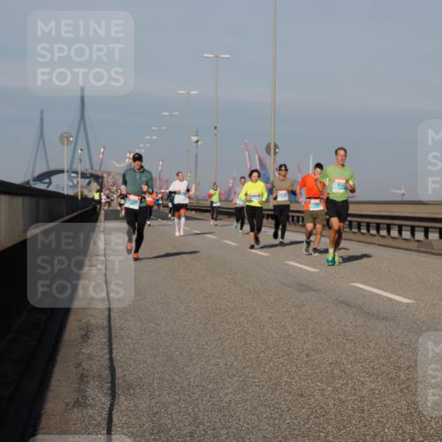 03.10.2025 - Köhlbrandbrückenlauf Fabian Wolf http://msf.ph/oto/9035205 03.10.2025 09:49:40 Position 3  meine-sportfotos.de