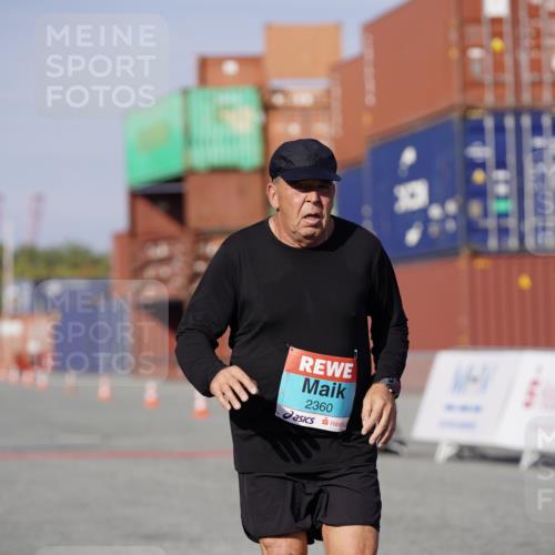 03.10.2025 - Köhlbrandbrückenlauf Michael Burmester http://msf.ph/oto/9035244 03.10.2025 10:46:50 Ziel 2360 meine-sportfotos.de