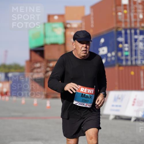 03.10.2025 - Köhlbrandbrückenlauf Michael Burmester http://msf.ph/oto/9035247 03.10.2025 10:46:50 Ziel 2360 meine-sportfotos.de
