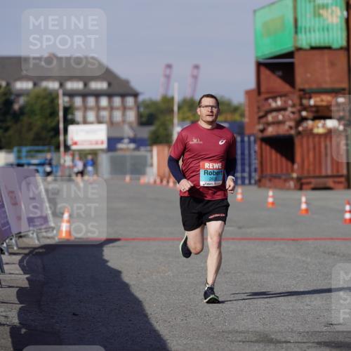 03.10.2025 - Köhlbrandbrückenlauf Michael Burmester http://msf.ph/oto/9035266 03.10.2025 10:46:55 Ziel 2639 meine-sportfotos.de