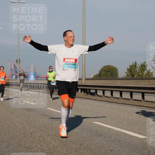 03.10.2025 - Köhlbrandbrückenlauf Fabian Wolf http://msf.ph/oto/9035333 03.10.2025 09:49:49 Position 3 2672, 3821 meine-sportfotos.de