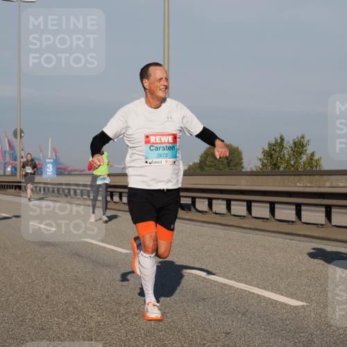 03.10.2025 - Köhlbrandbrückenlauf Fabian Wolf http://msf.ph/oto/9035336 03.10.2025 09:49:49 Position 3 3, 2672, 3821 meine-sportfotos.de