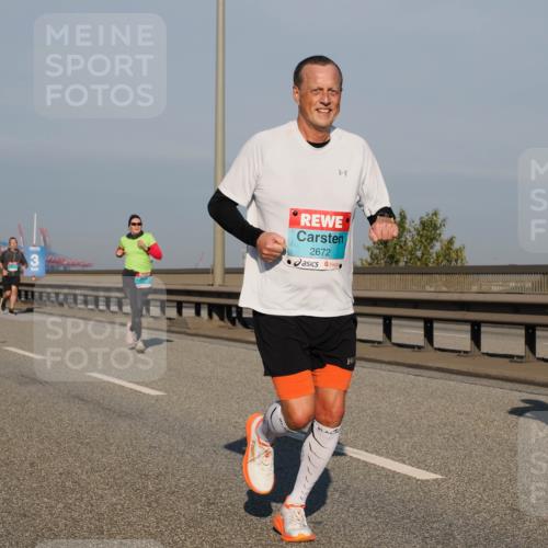 03.10.2025 - Köhlbrandbrückenlauf Fabian Wolf http://msf.ph/oto/9035342 03.10.2025 09:49:50 Position 3 3, 2672 meine-sportfotos.de