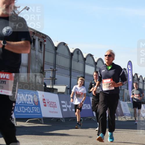 03.10.2025 - Köhlbrandbrückenlauf Luisa Fischer http://msf.ph/oto/9035352 03.10.2025 13:19:02 Ziel 4556, 4630, 4676, 4756, 4876, 4889, 5027, 5304, 5449, 5974, 6088, 6117, 6127, 6267, 6475, 6573, 6795 meine-sportfotos.de
