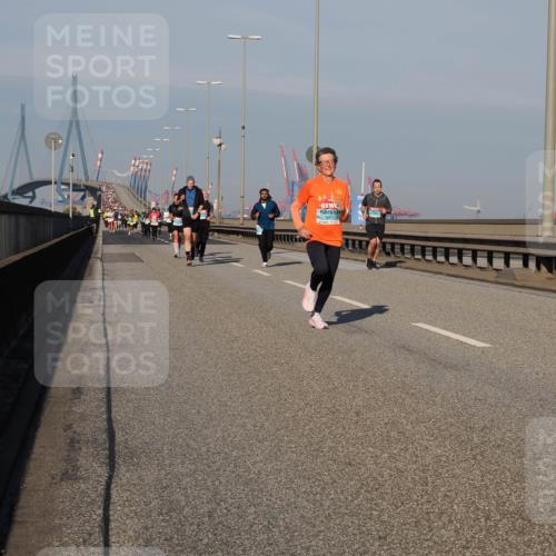 03.10.2025 - Köhlbrandbrückenlauf Fabian Wolf http://msf.ph/oto/9035363 03.10.2025 09:49:51 Position 3 1211 meine-sportfotos.de