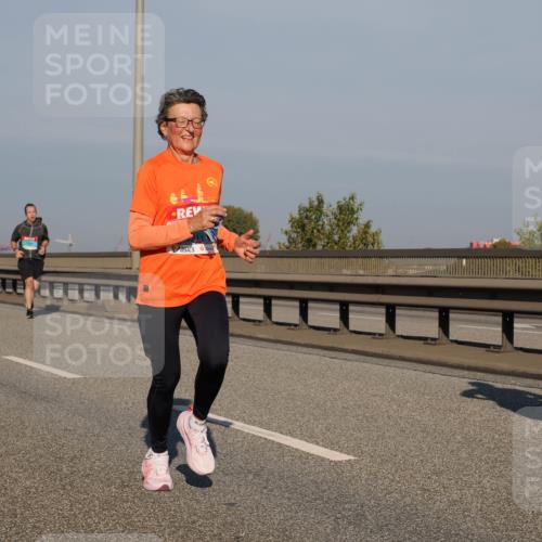 03.10.2025 - Köhlbrandbrückenlauf Fabian Wolf http://msf.ph/oto/9035403 03.10.2025 09:49:54 Position 3 3 meine-sportfotos.de