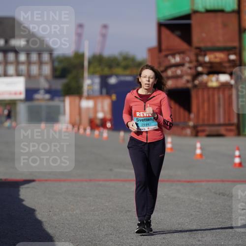03.10.2025 - Köhlbrandbrückenlauf Michael Burmester http://msf.ph/oto/9035407 03.10.2025 10:49:20 Ziel 2191 meine-sportfotos.de
