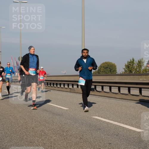 03.10.2025 - Köhlbrandbrückenlauf Fabian Wolf http://msf.ph/oto/9035443 03.10.2025 09:49:58 Position 3 3716, 3741 meine-sportfotos.de