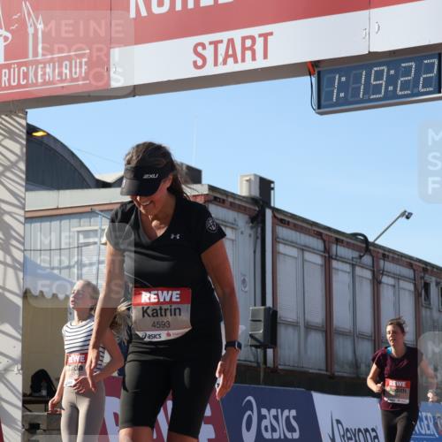 03.10.2025 - Köhlbrandbrückenlauf Luisa Fischer http://msf.ph/oto/9035452 03.10.2025 13:19:21 Ziel 4143, 4593, 4632, 4690, 4725, 4727, 4828, 4996, 5009, 5443, 5451, 5853, 5858, 6057, 6225, 6226, 6230, 6576, 6753 meine-sportfotos.de