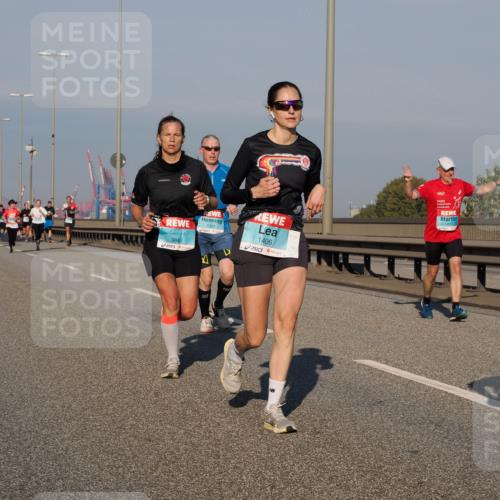 03.10.2025 - Köhlbrandbrückenlauf Fabian Wolf http://msf.ph/oto/9035503 03.10.2025 09:50:02 Position 3 1302, 3842, 1406, 1477 meine-sportfotos.de