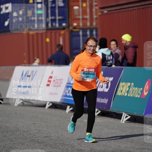 03.10.2025 - Köhlbrandbrückenlauf Michael Burmester http://msf.ph/oto/9035550 03.10.2025 10:51:16 Ziel 2669 meine-sportfotos.de
